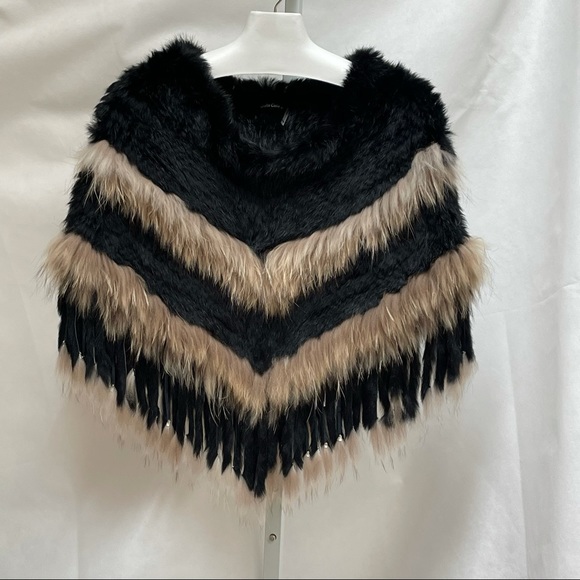Dolce Cabo Jackets & Blazers - Doce Cabo Fur Capelet in Black and Taupe - S/M